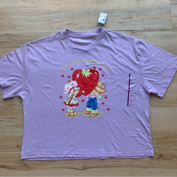 Strawberry Shortcake Cropped Tee Shirt XS Love You Berry Much Hearts NWT - Picture 1 of 6